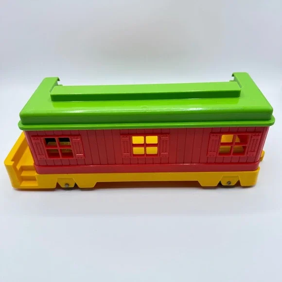 MacMagnet Family Car 1975 Ideal Think & Learn Live In Train Vintage - Picture 13 of 16